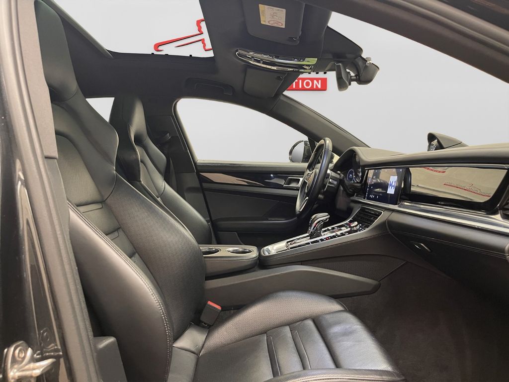 Porsche Panamera 2018