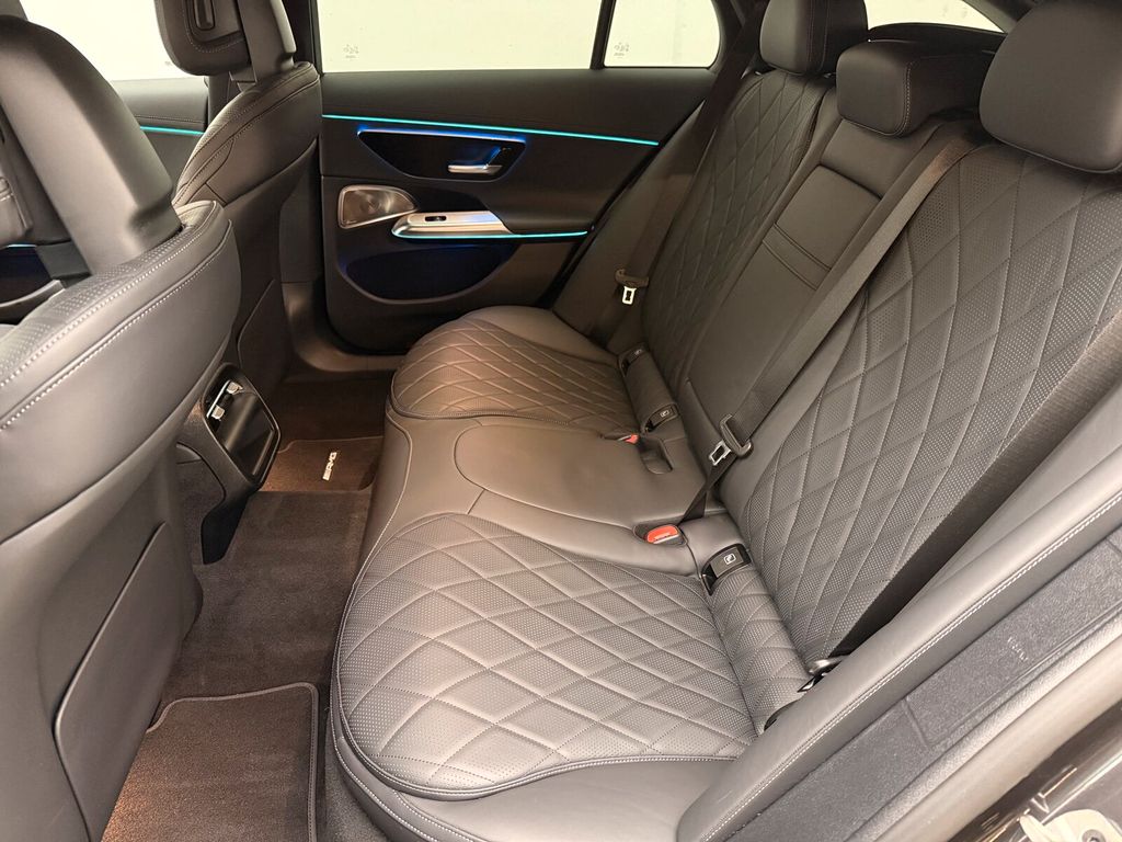 Mercedes-Benz E 300 2024