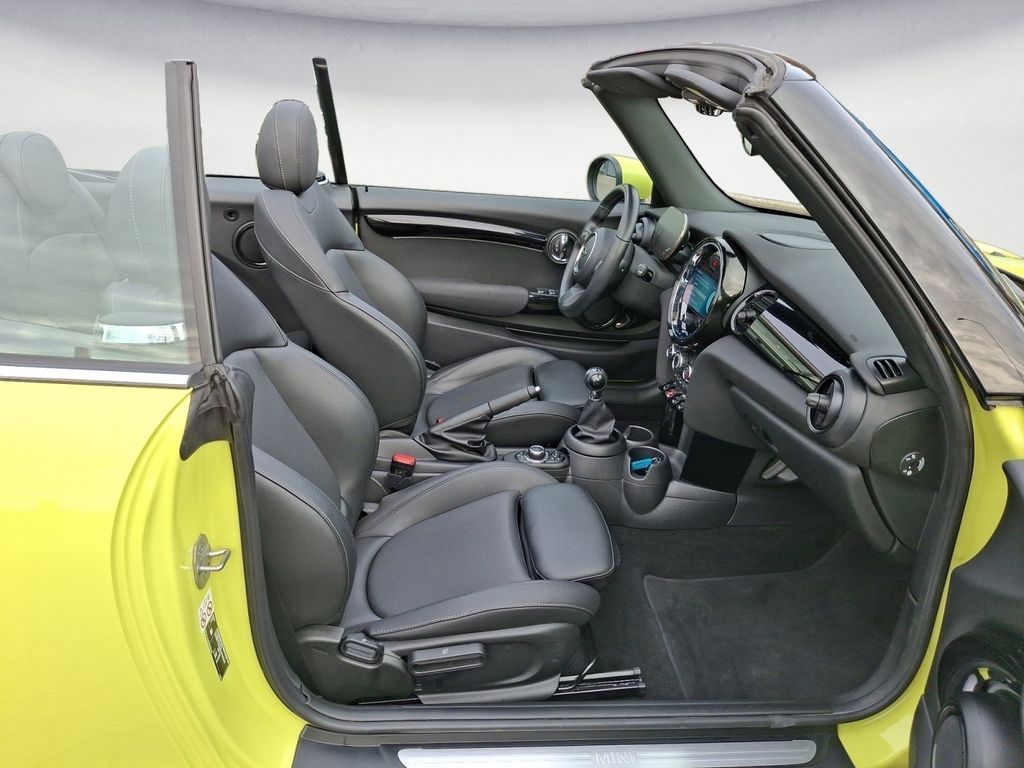 MINI One Cabrio 2022