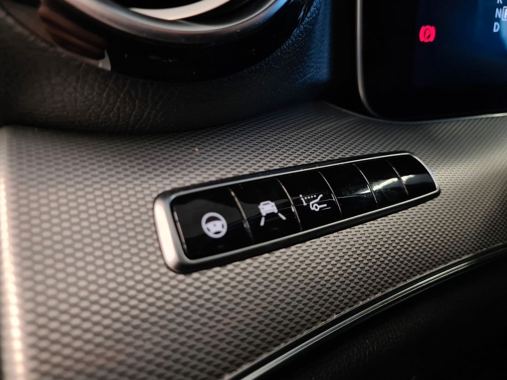 Mercedes-Benz E 300 2020