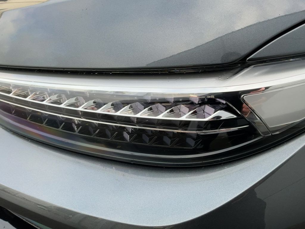 Audi SQ6 e-tron 2025