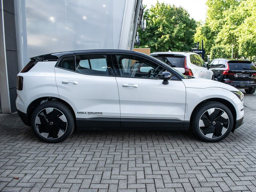 Volvo EX30 2025