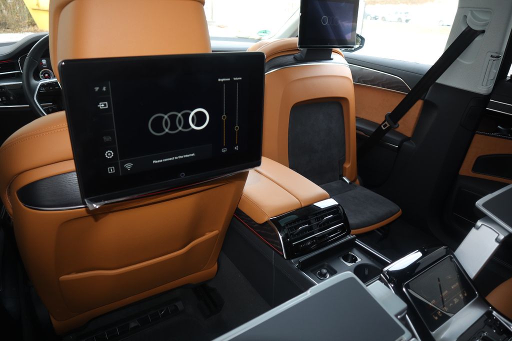 Audi A8 2024