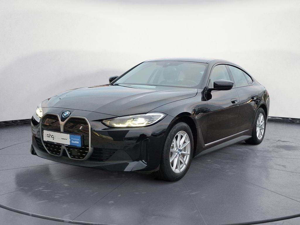 BMW i4 2023