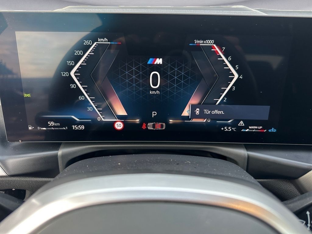 BMW 230 2025