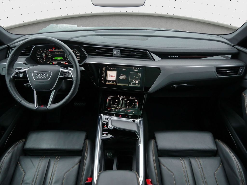 Audi e-tron 2022
