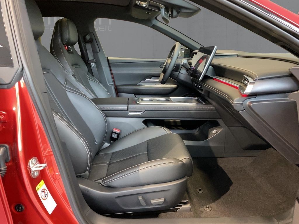 Mazda 6e