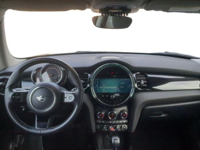 MINI ONE 2021