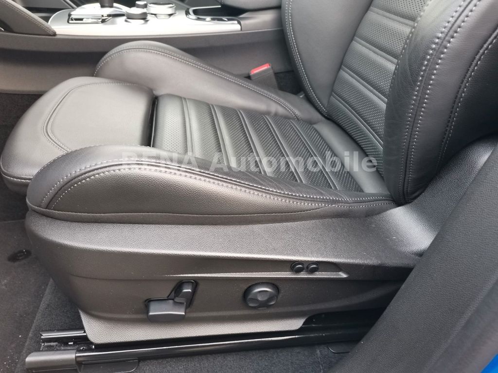 Alfa Romeo Stelvio 2023