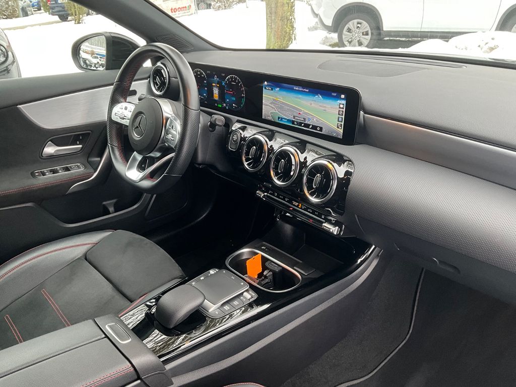 Mercedes-Benz A 250 2021