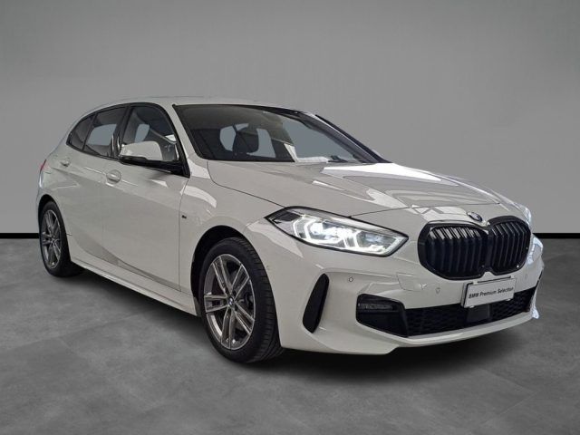 BMW 118 2021