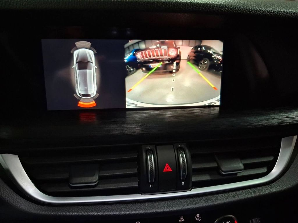 Alfa Romeo Stelvio 2020