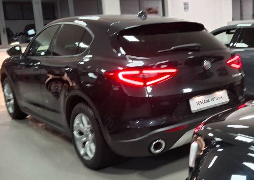 Alfa Romeo Stelvio 2020