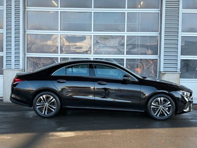 Mercedes-Benz CLA 180 2024