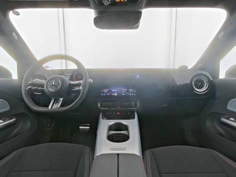 Mercedes-Benz CLA 350 2025