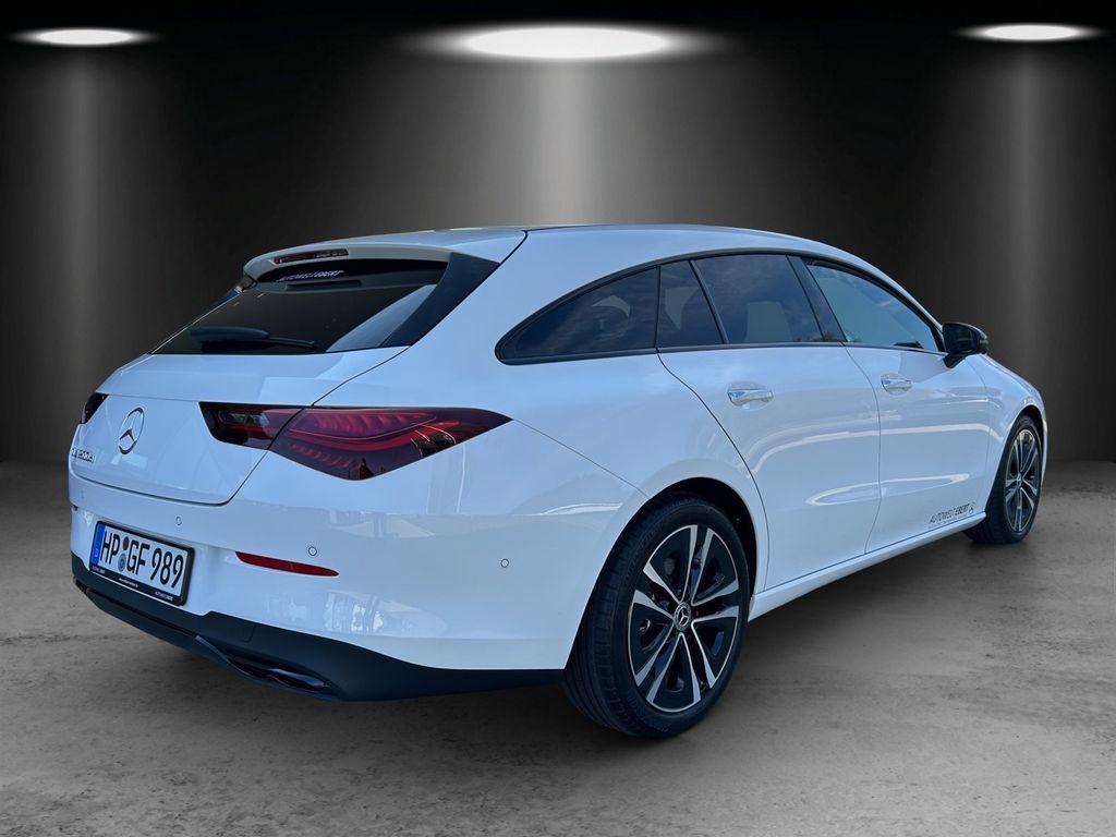 Mercedes-Benz CLA 200 Shooting Brake 2025