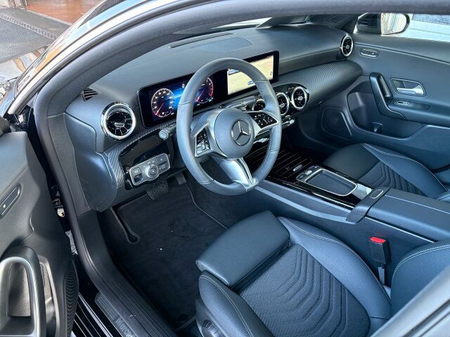 Mercedes-Benz CLA 180 2024