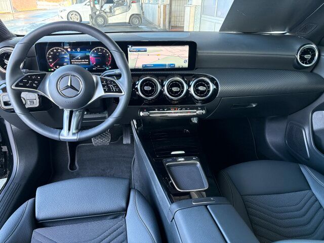 Mercedes-Benz CLA 180 2024