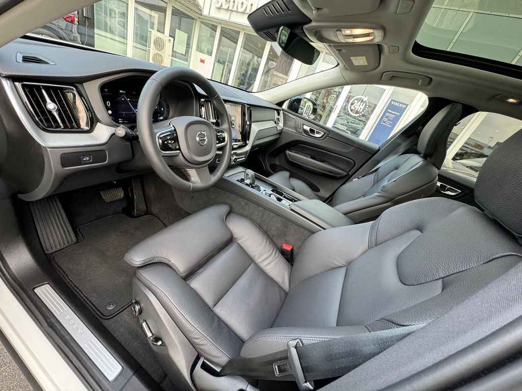 Volvo XC60 2023
