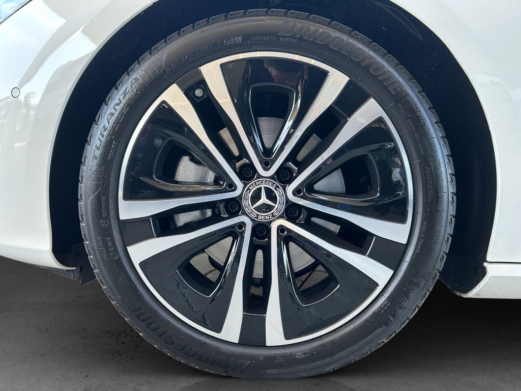 Mercedes-Benz CLA 200 Shooting Brake 2025