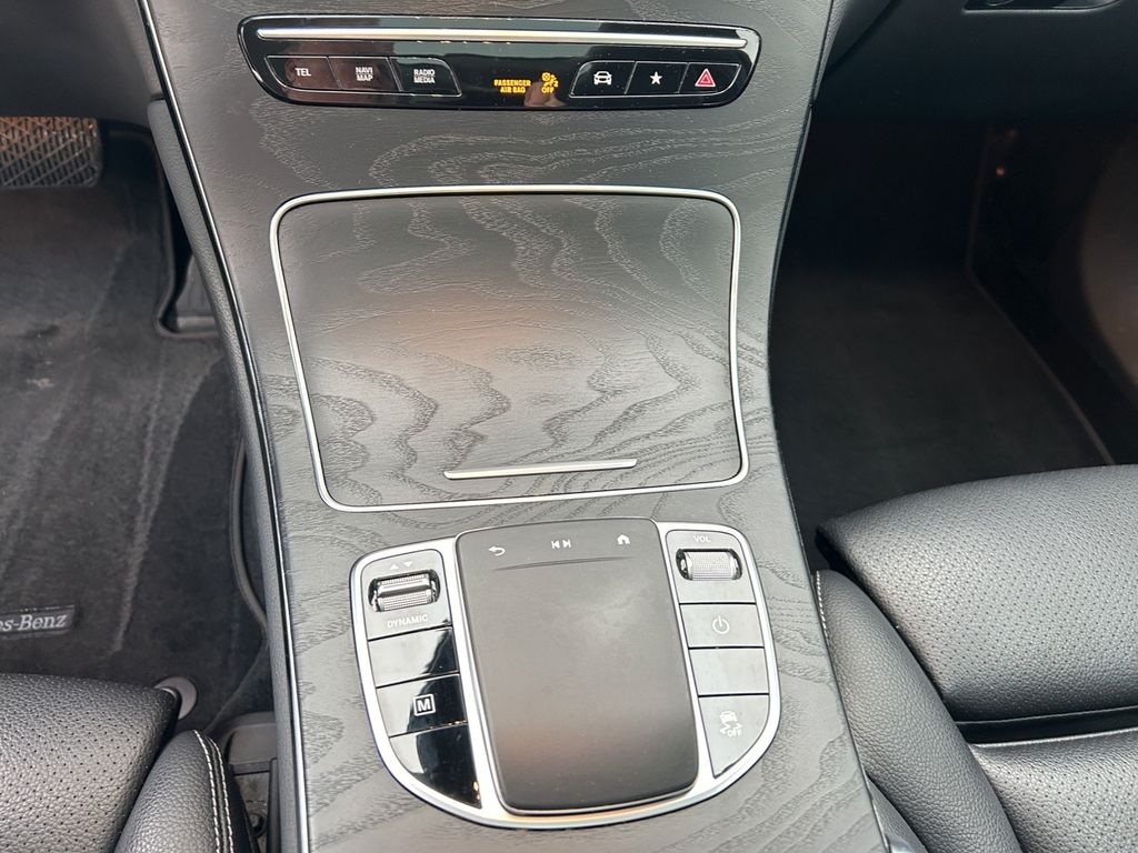 Mercedes-Benz GLC 300 2022