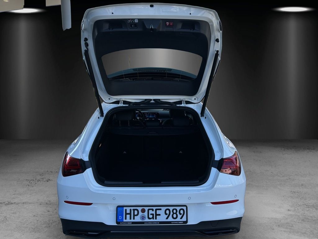 Mercedes-Benz CLA 200 Shooting Brake 2025