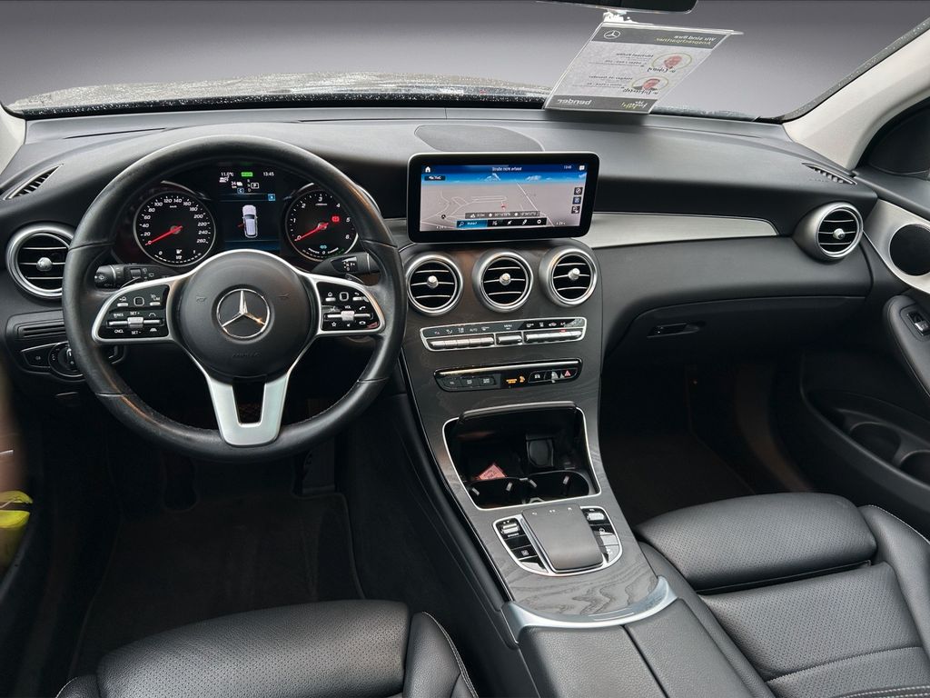Mercedes-Benz GLC 300 2022