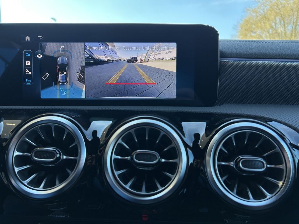 Mercedes-Benz CLA 200 Shooting Brake 2025