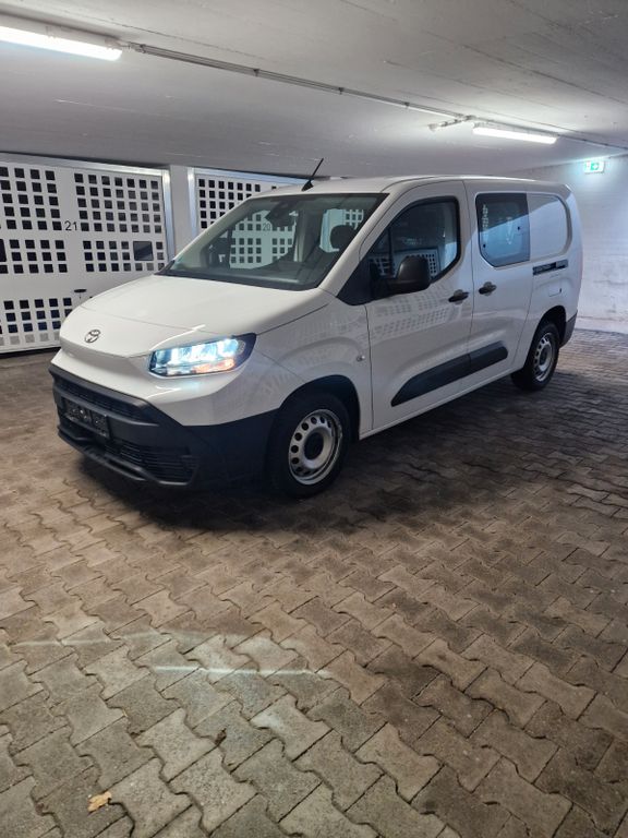 Toyota Proace City 2024