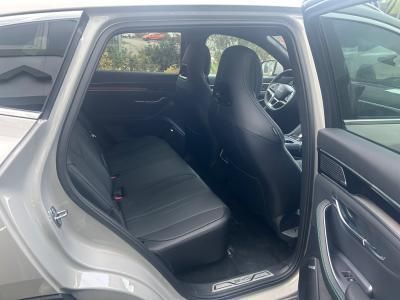 BYD SEAL U 2025