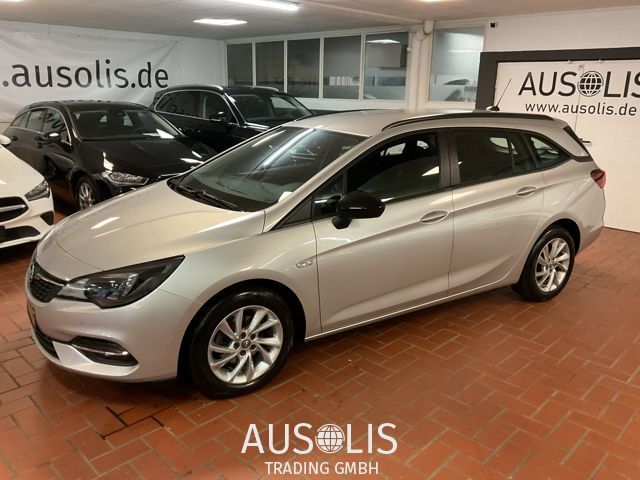 Opel Astra 2021