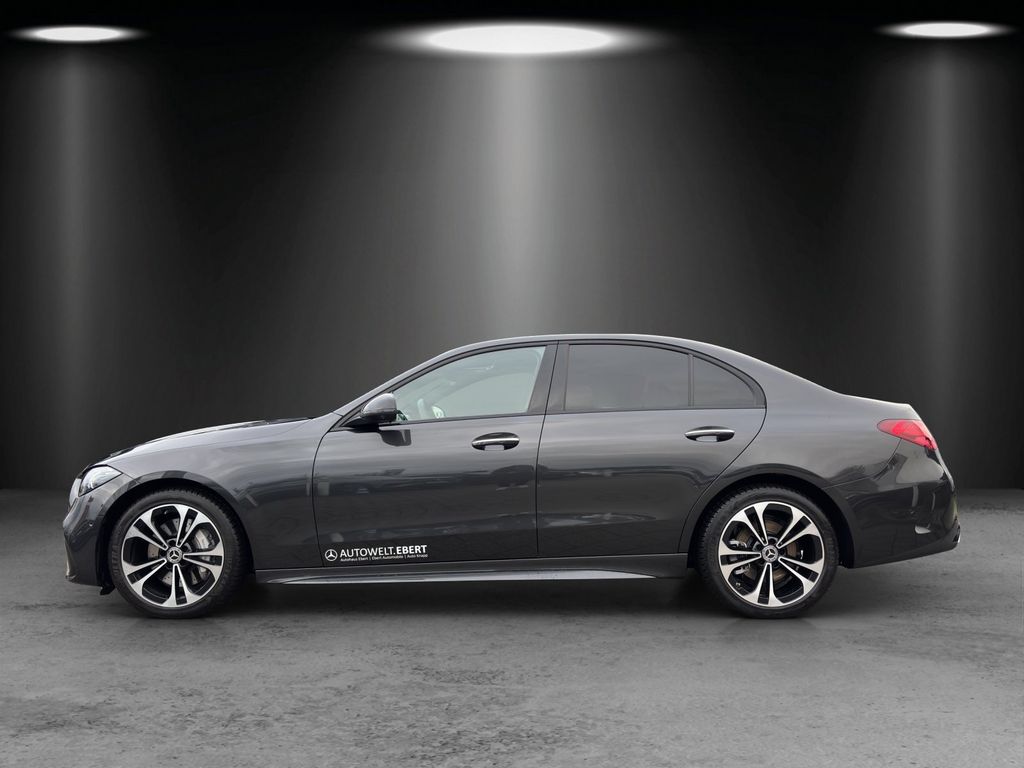 Mercedes-Benz C 220 2025