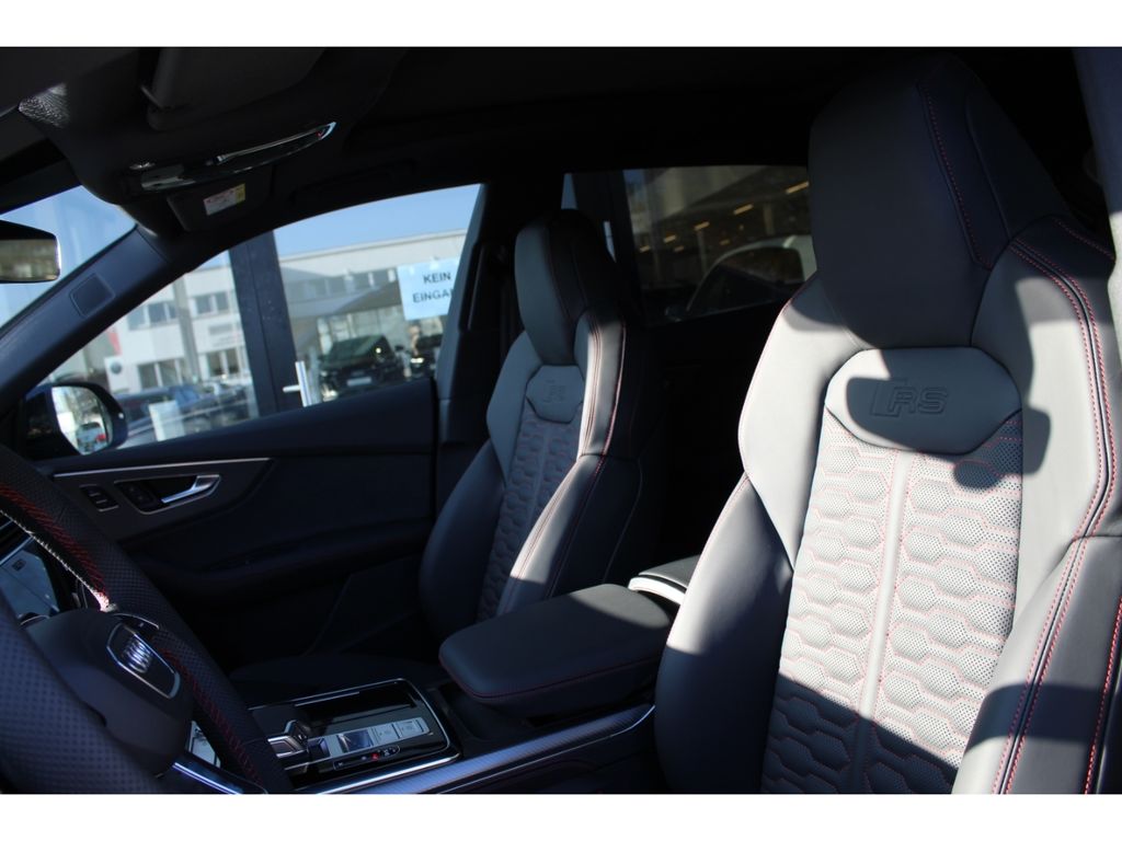 Audi RSQ8 2025