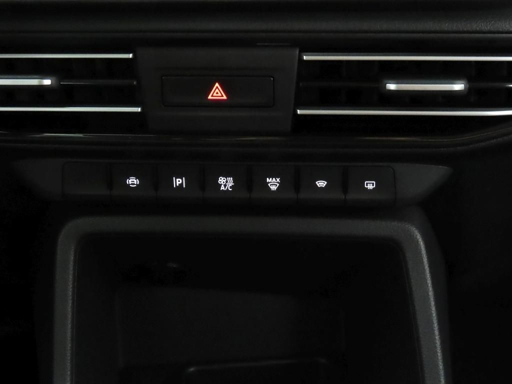 Ford Grand Tourneo 2025