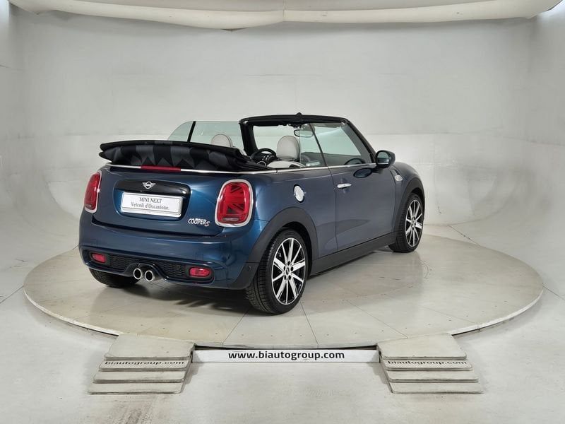 MINI Other 2021