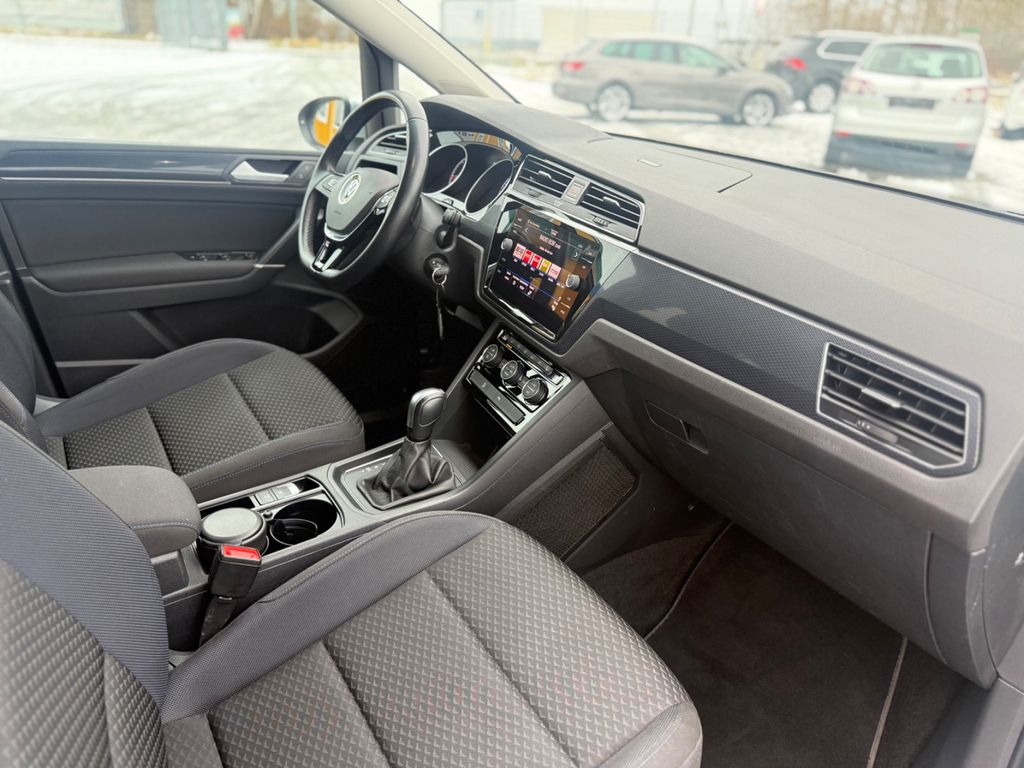 Volkswagen Touran 2021