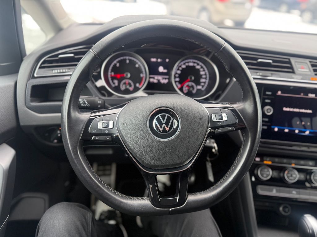 Volkswagen Touran 2021