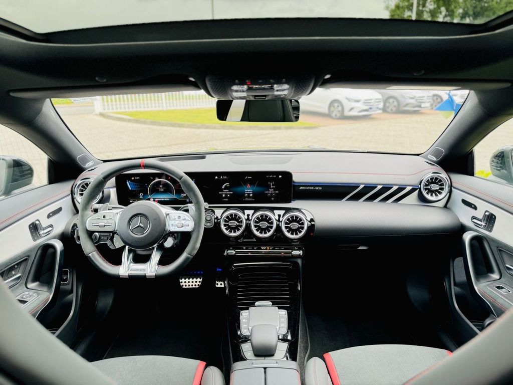 Mercedes-Benz CLA 35 AMG 2023