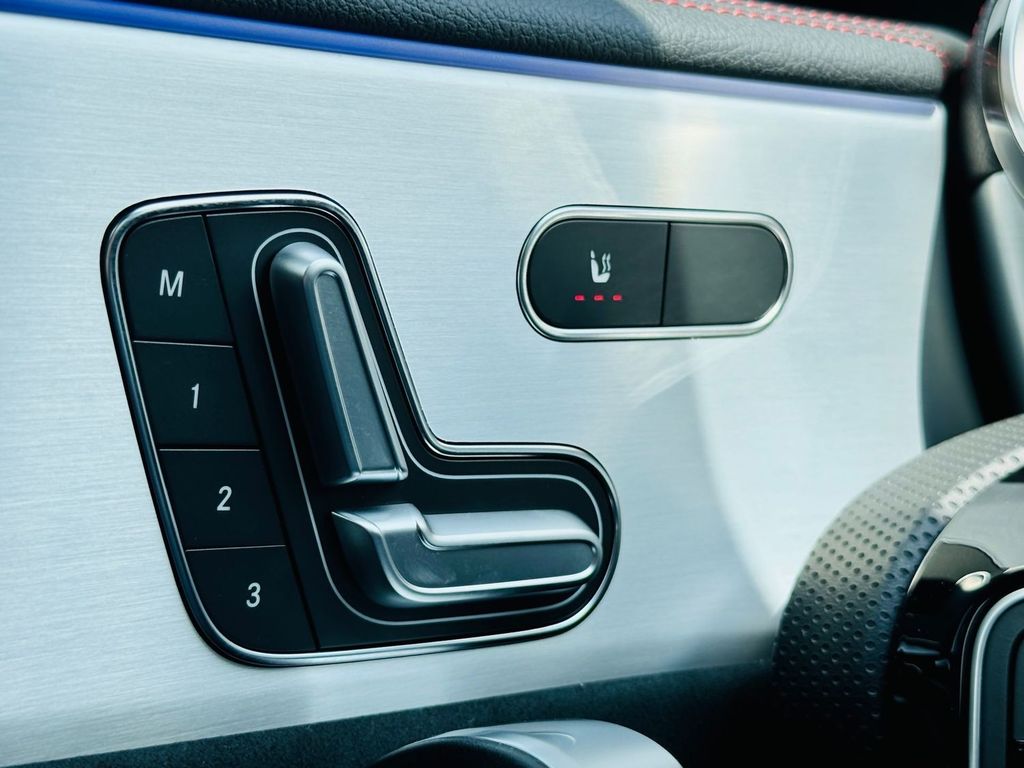 Mercedes-Benz CLA 35 AMG 2023