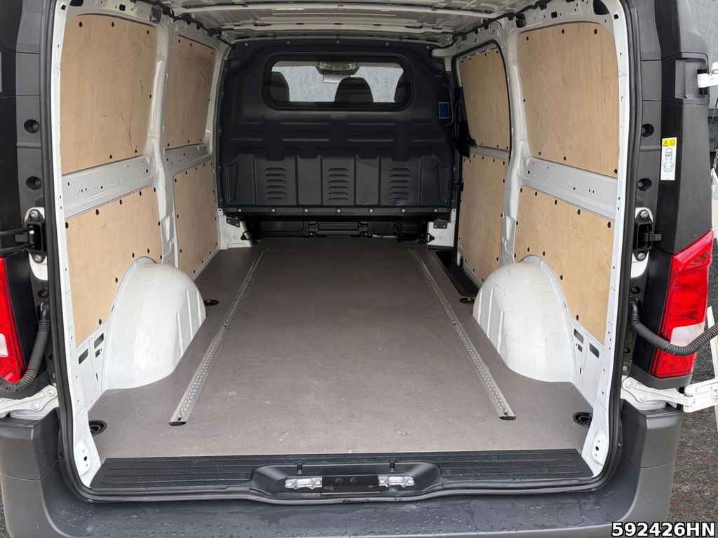 Mercedes-Benz Vito 2024