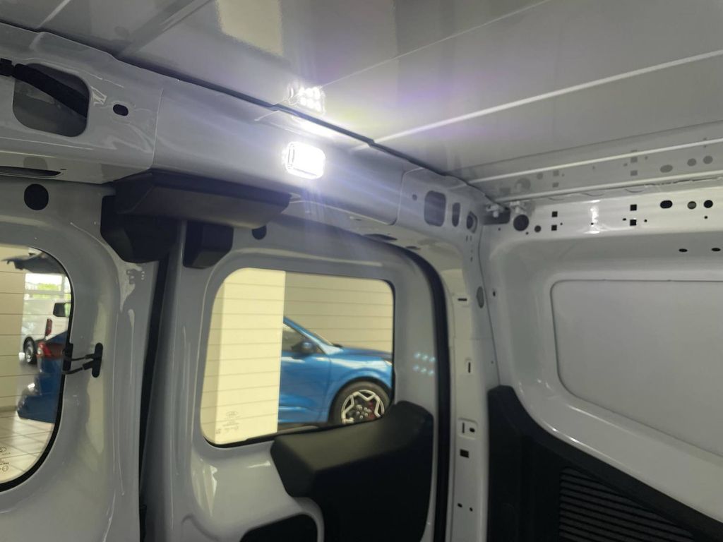 Ford Transit Courier 2026