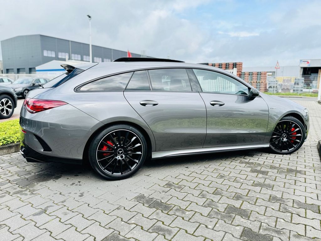 Mercedes-Benz CLA 35 AMG 2023