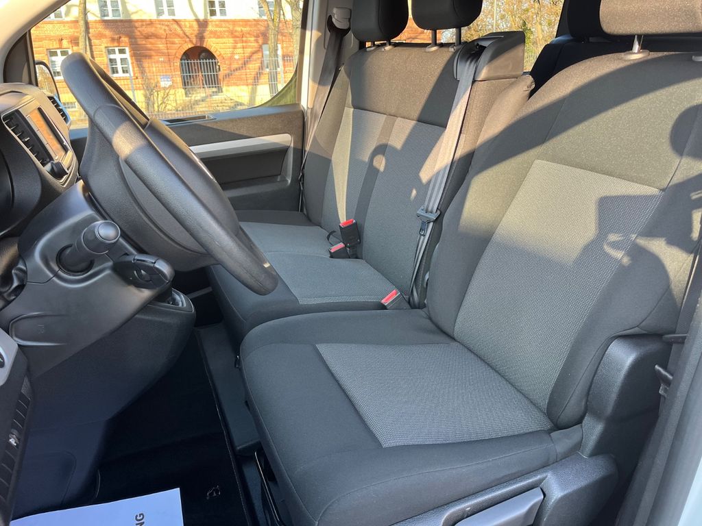 Opel Vivaro 2022