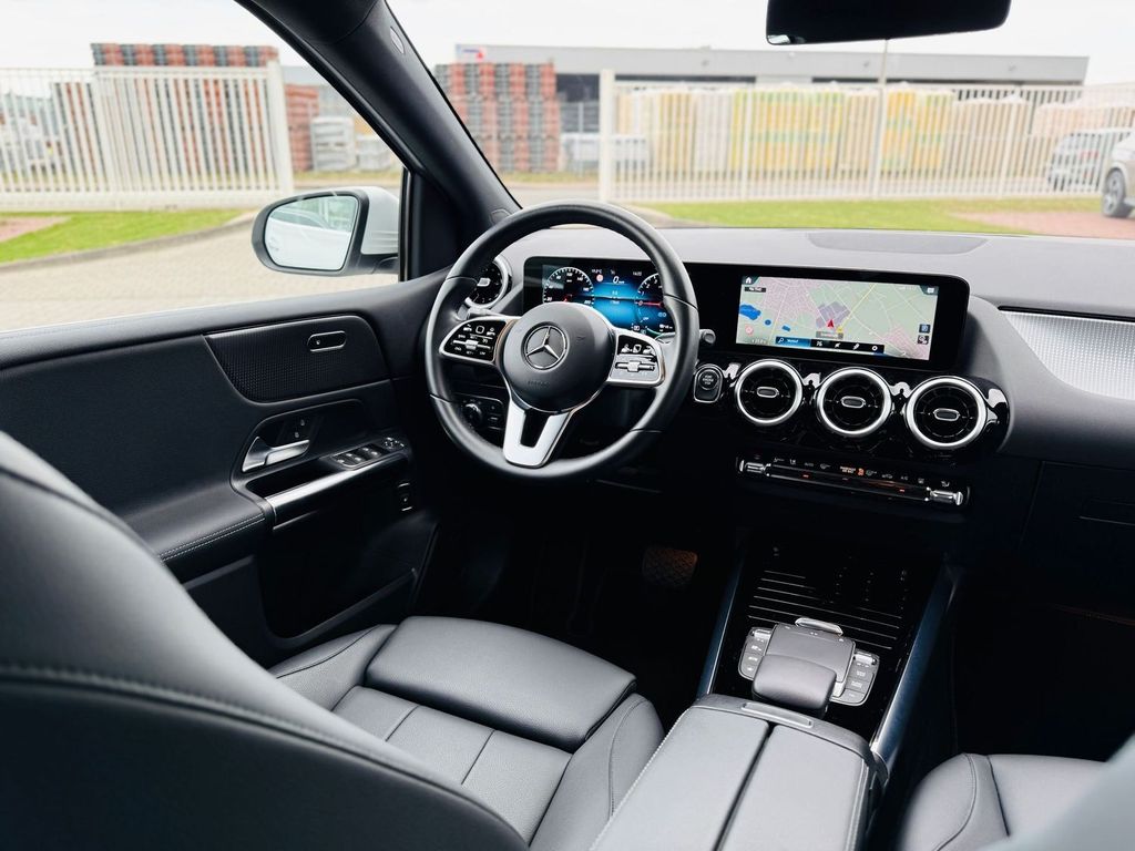 Mercedes-Benz B 250 2022