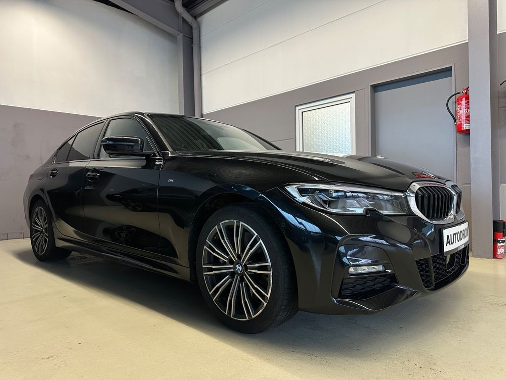 BMW 330 2020