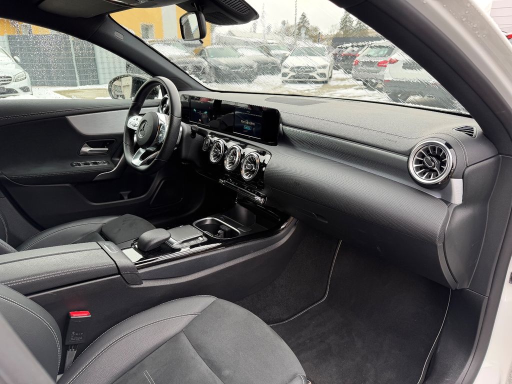 Mercedes-Benz A 250 2021