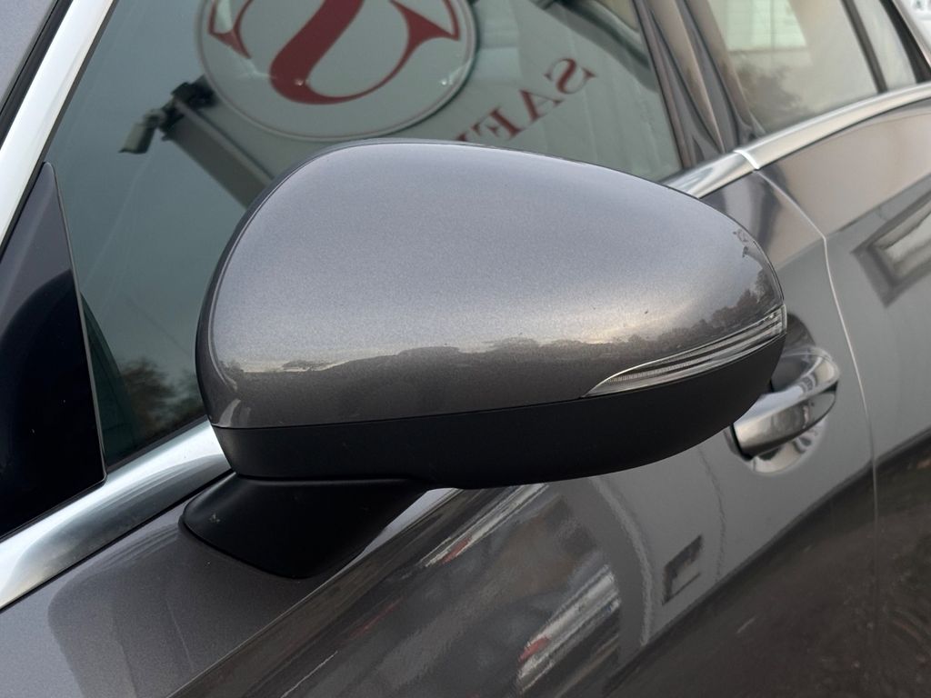 Mercedes-Benz A 250 2021