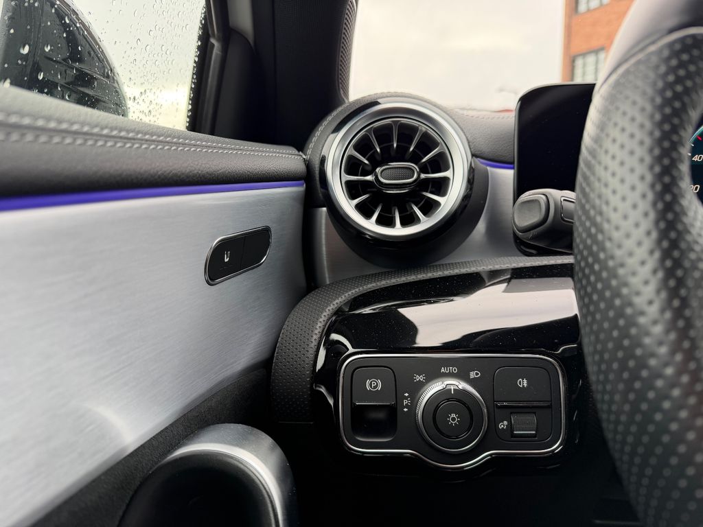 Mercedes-Benz A 250 2021