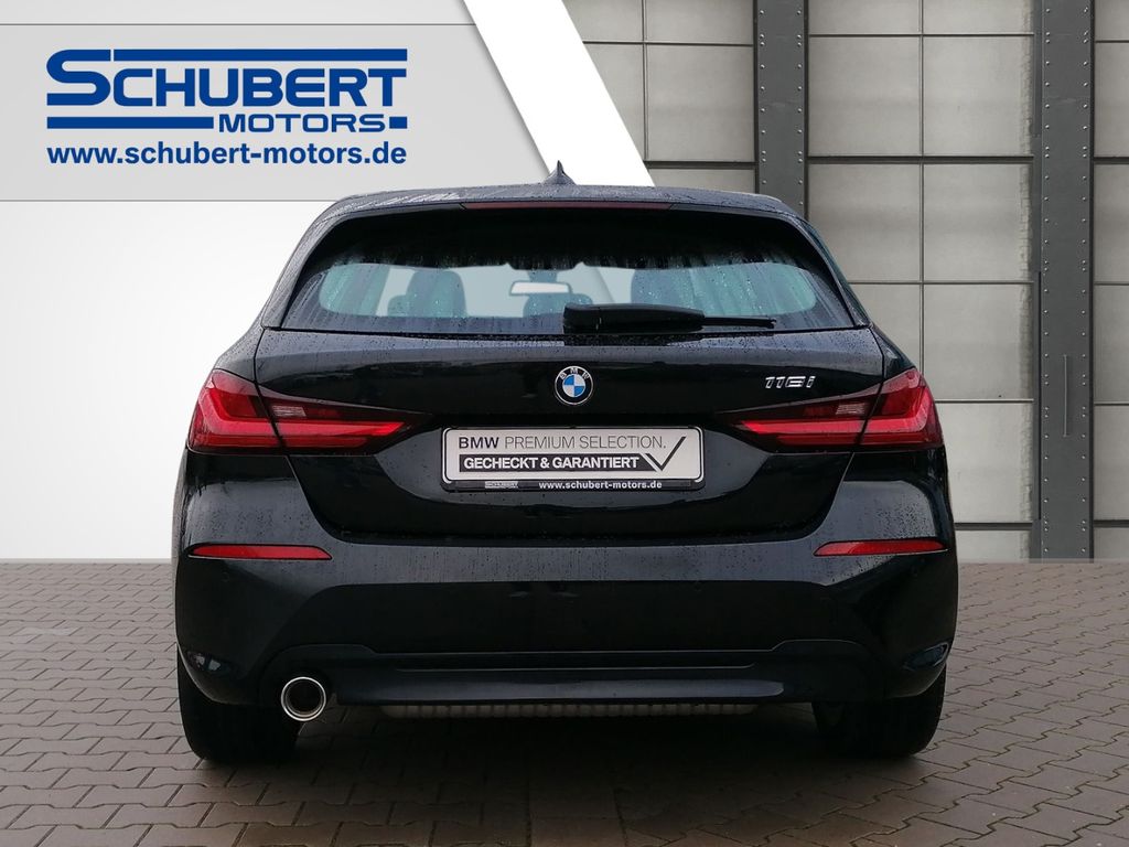 BMW 118 2021