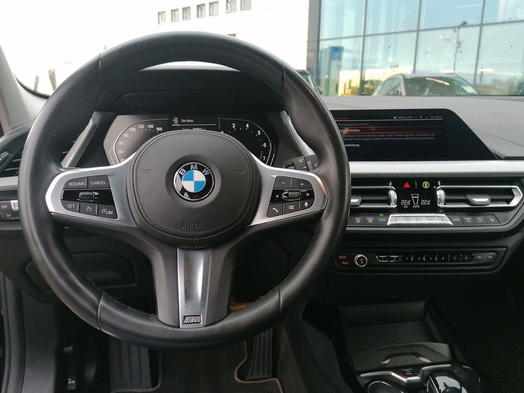 BMW 118 2021